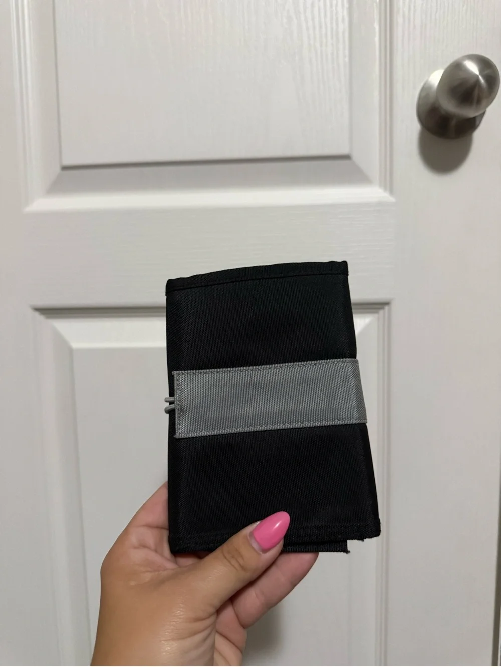 SwissGear durable trifold
